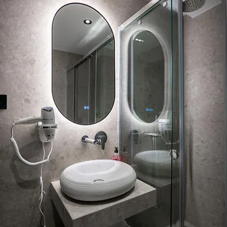 Castle Hotel 4*