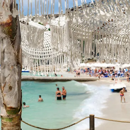 Castle 4* كساميل