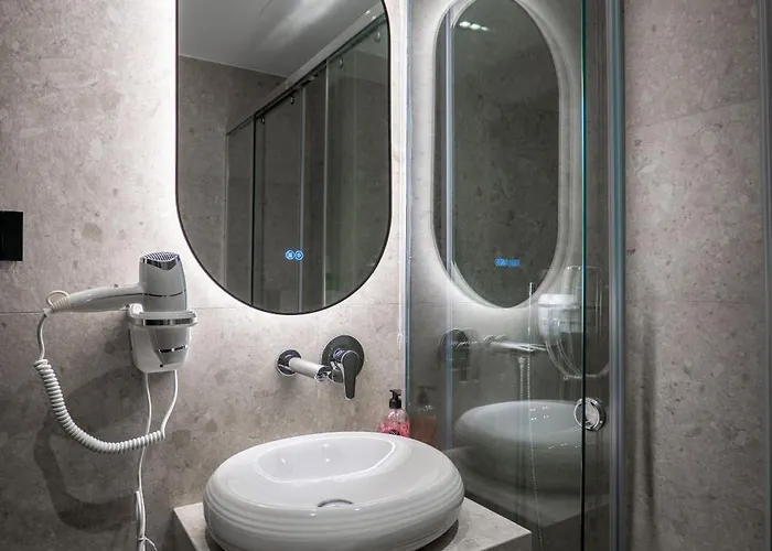 Castle Hotel 4*