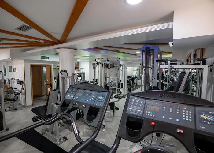 Castle 酒店 卡萨米尔